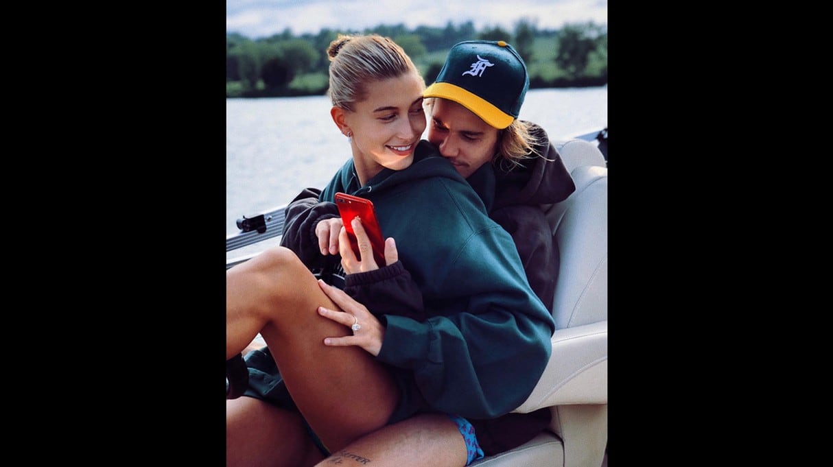 Justin Bieber y Hailey Baldwin confirmaron que ya son marido y mujer en sus redes sociales. (Fotos: Instagram)