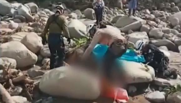 Encuentran cuerpo de mujer desaparecida tras huaico en Piura