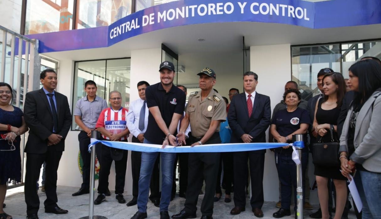 Forsyth inaugura central de vigilancia en Gamarra. Anthony Niño De Guzmán