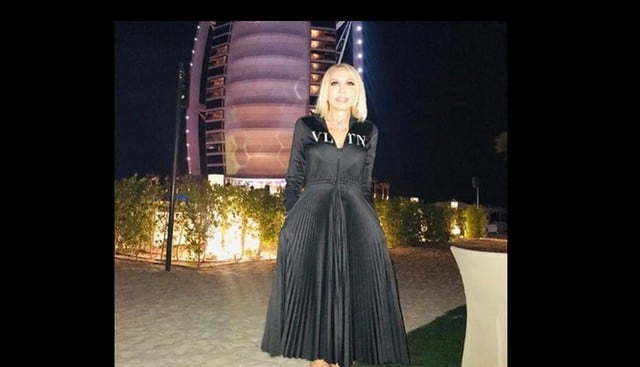Laura Bozzo recibió el Año Nuevo en Dubái, en donde estrenó un vestido que está valorizado en mil 500 euros.