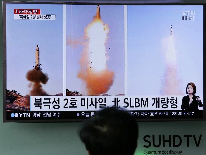 Corea del Norte califica de "exitoso" ensayo de misil balístico. (AP)