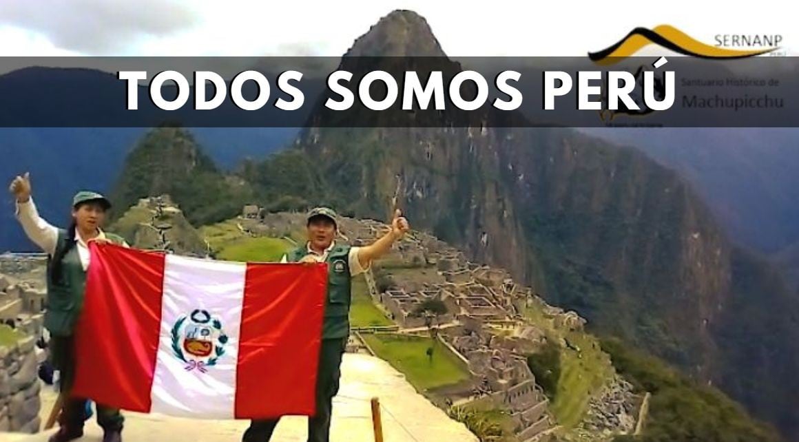 ¡Vamos Perú! Hinchas peruanos alientan a la Blanquirroja