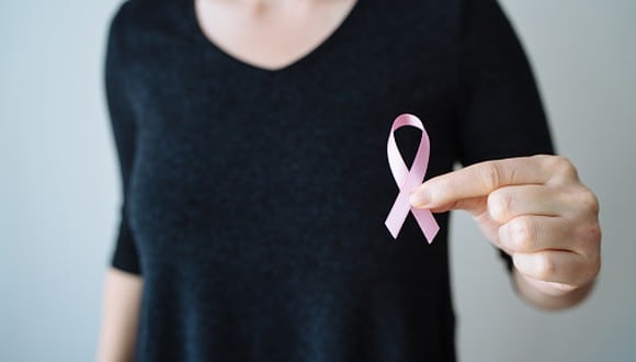 “Yo camino por ellas” es una caminata gratuita que busca concientizar sobre el mal oncológico del cáncer de mama.
