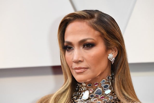 Oscar 2019: Jennifer Lopez deslumbra con encantador vestido a la gala (Foto: AFP)