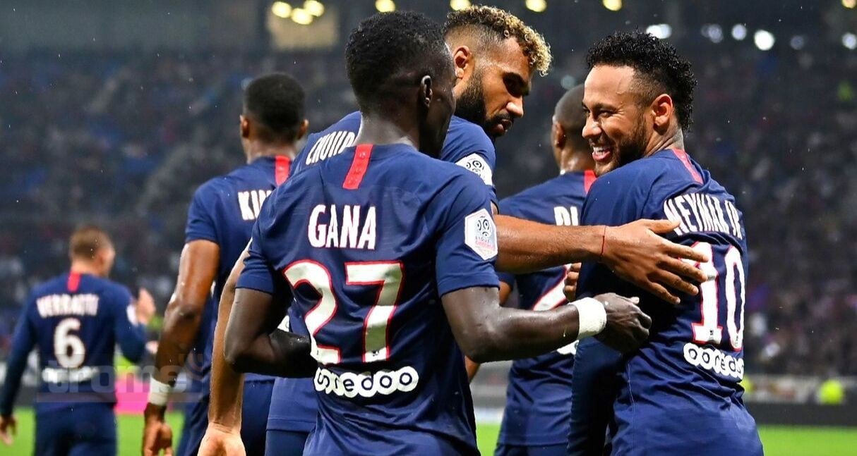 Con gol de Neymar PSG  logró una victoria ante Lyon