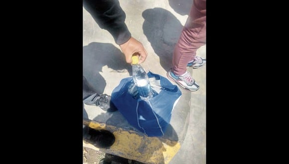 Junín las autoridades hallaron más de 30 botellas del insumo en poder de la detenidad. (Foto: Ayacucho)