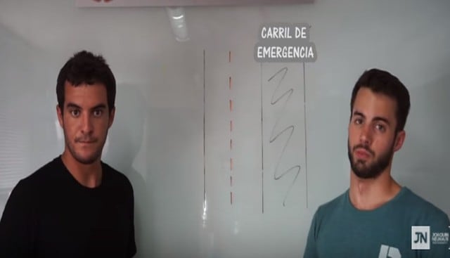 El youtuber Joaquín Neuhaus se unió con el piloto Lucho Mendoza Jr. para explicar el correcto uso del carril de emergencia en las carreteras. (Capturas: YouTube)