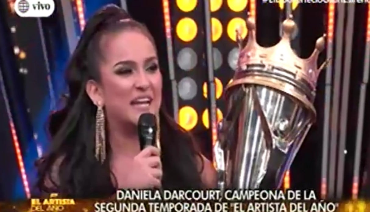 El dúo perfecto: Daniela Darcourt aparece en el reality tras levantar la copa de ‘El artista del año 2’ | Foto: Captura de pantalla