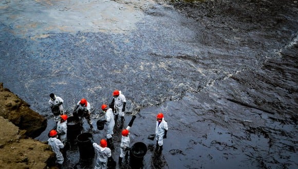 Dos reservas naturales y veinte playas han sido afectadas por el derrame de petróleo en el mar de Lima. (Foto: Municipalidad de Ventanilla)