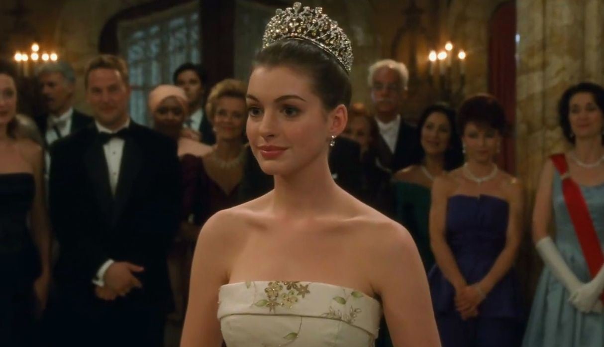 Anne Hathaway confirmó que habrá una tercera parte de la película “El diario de la princesa”. (Foto: Captura de video)