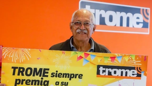 Teófilo Zavala Atoche, de 82 años, ganó 10 mil soles tras jugar "El Mago de la Suerte" de Trome.