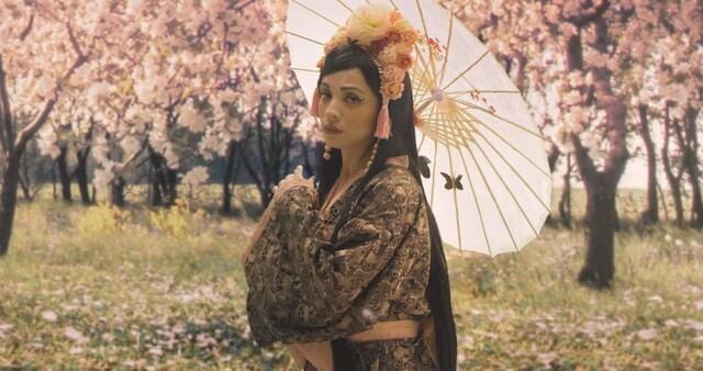 YouTube: Mon Laferte se transforma en una geisha para el video de 'Antes de ti'