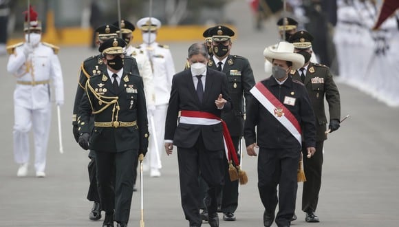 El presidente Pedro Castillo estuvo acompañado por el ministro del Interior, Avelino Guillén. Fotos: Renzo Salazar / @photo.gec