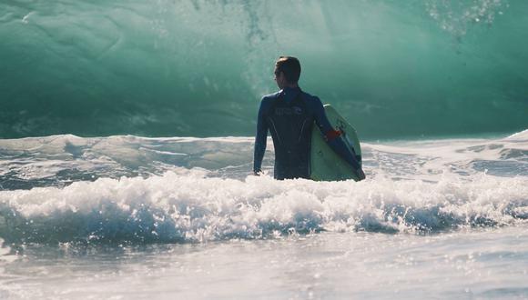 Falter dijo que quiere darle a Branzuela una tabla de surf para principiantes a cambio de la suya. Asimismo, está dispuesto a darle una lección para atrapar olas. (Foto: Referencial / Pixabay)