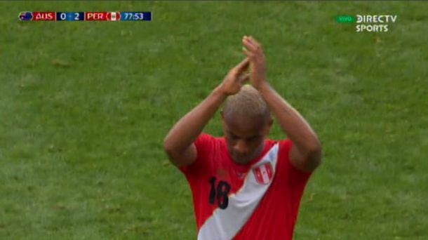 André Carrillo tras cambio recibió sonora ovación y aplausos de todo el estadio de hinchas peruanos | Video