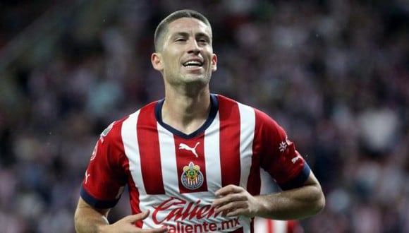 Santiago Ormeño anotó su primer gol con Chivas. (Foto: AFP)