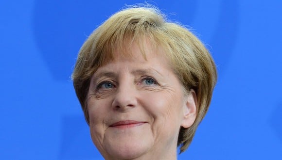 “Para que Alemania siga estable, Armin Laschet debe convertirse en el canciller federal”, afirmó Ángela Merkel durante un mitin de su formación en Múnich. Foto: (JOHN MACDOUGALL)
