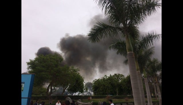 Incendio en el Parque de las Leyendas. Foto: Twitter