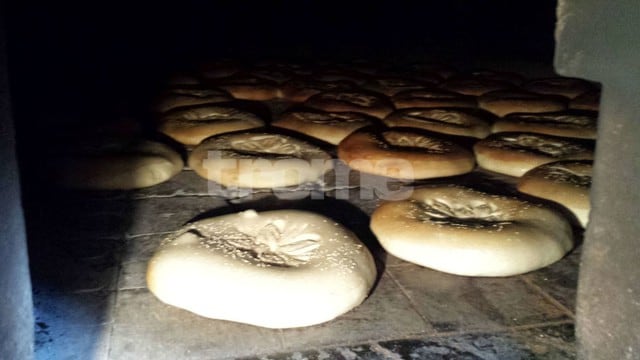 Descubre cómo se preparan los ricos panes ‘chuta de Cusco. (Mónica Rochabrum)