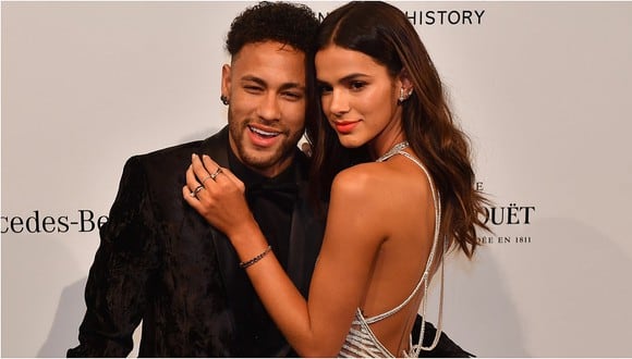 Neymar es señalado como protagonista de diversos romances con guapas mujeres, la mayoría modelos