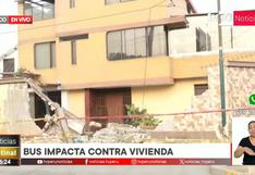 Surco: Bus interprovincial se estrella y derriba el muro de una casa