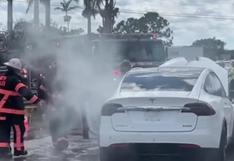 EE.UU.: cientos de autos eléctricos empezaron a incendiarse de un momento a otro