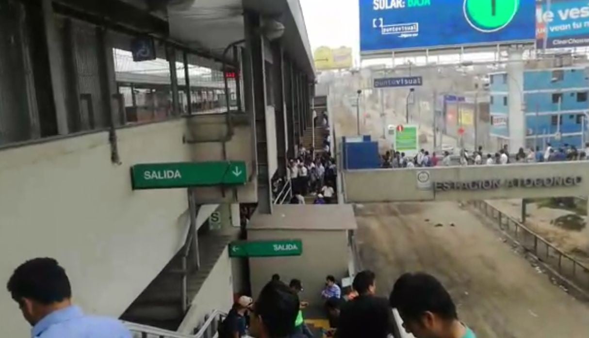 Suspenden servicio Metro de Lima