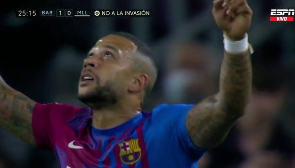 Memphis Depay adelantó el marcador a favor de Barcelona. Foto: ESPN.