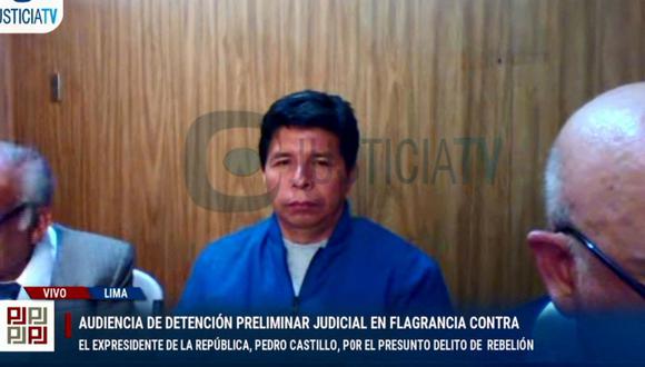 El expresidente peruano Pedro Castillo asistiendo a su audiencia de detención después de su golpe fallido en Lima, el 8 de diciembre de 2022. (Foto de Justicia TV - Perú / AFP)