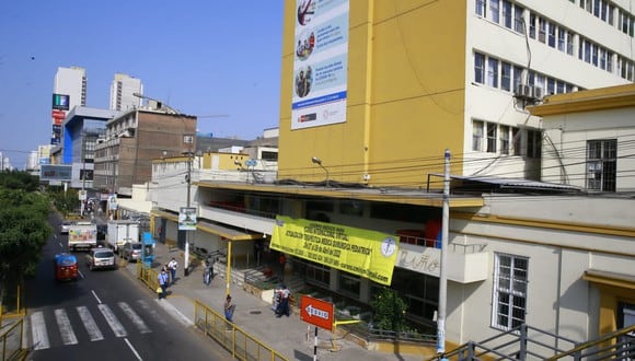 Pacientes de diversos hospitales de Lima y Callao fueron afectados con el toque de queda. (Foto: Allen Quintana / @photo.gec)