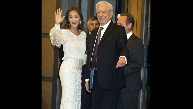 Mario Vargas Llosa e Isabel Preysler ganan millones con su romance.