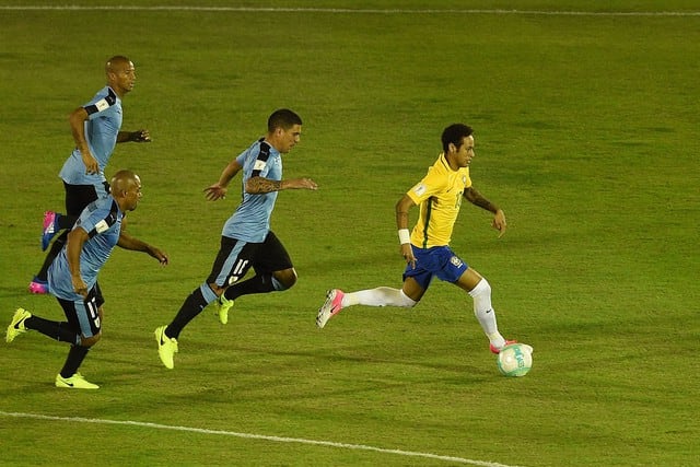 Uruguay vs. Brasil (Agencias)