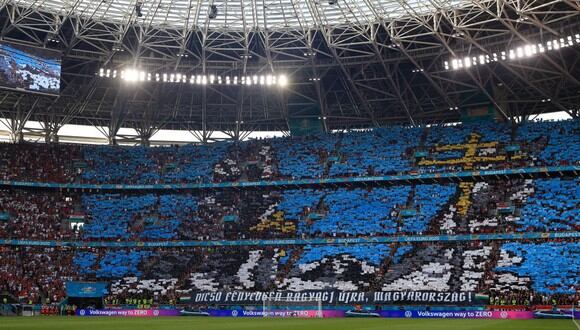 Los fanáticos en Budapest llenaron las graderías del Puskas Arena. (Foto: Agencias)