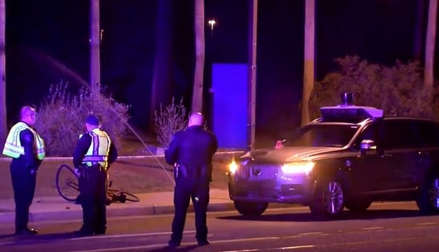 Vehículo autónomo de Uber atropella y mata a una mujer en Estados Unidos. Foto: Captura de pantalla de ABC