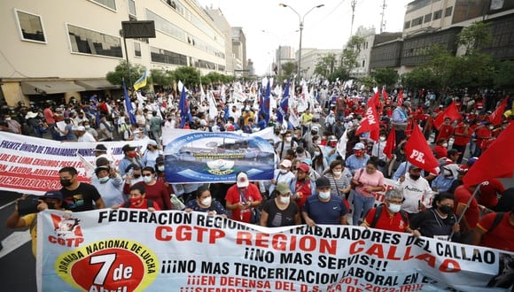 CGTP, Sutep y otros gremios marcharon en el Centro de Lima. (Foto:  Cesar Bueno / @photo.gec)