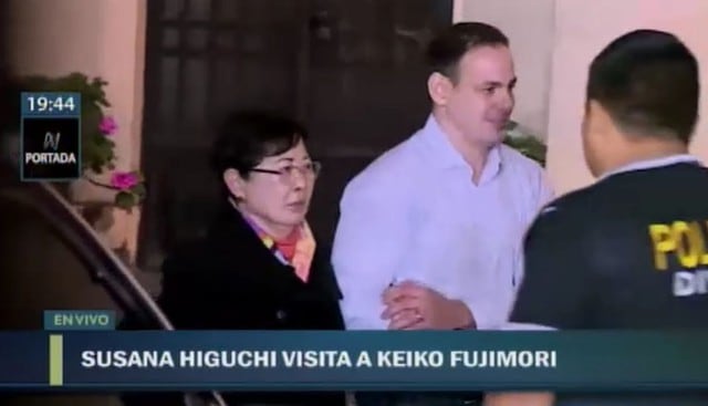 Susana Higuchi, madre de Keiko Fujimori, se mostró muy impresionada cuando llegó a la Prefectura para visitar a la lideresa de Fuerza Popular. (Capturas: Canal N)