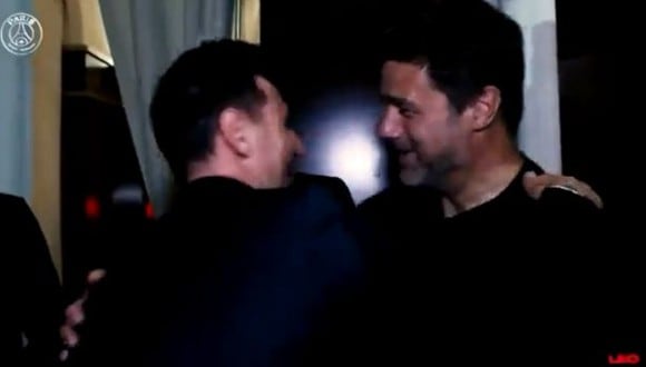 El fuerte abrazo de Mauricio Pochettino a Lionel Messi. (Foto: PSG)