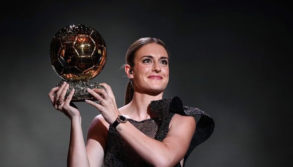 La mediocampista española ganó el Balón de Oro 2022. (Foto: AFP)