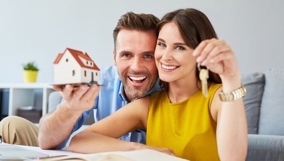 Para comprar un inmueble debes contar como mínimo con el 10 % del precio total de la vivienda como cuota inicial.