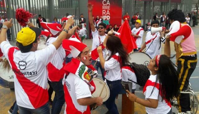 Estadio Nacional abrió sus puertas para el ingreso de los asistentes al Perú vs. Colombia