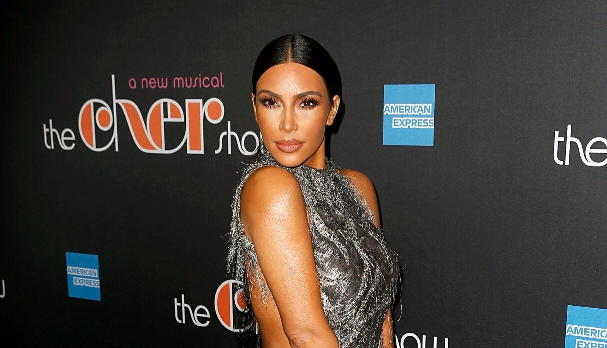 La socialité Kim Kardashian  mostró en Instagram cómo la psorisis viene afectando su cuerpo. (Foto: AFP)