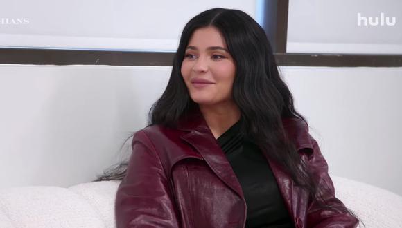 Kylie Jenner aún mantiene en secreto el verdadero nombre de su bebé. (Captura: "The Kardashians", capítulo 5, temporada 2)