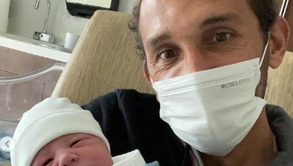 Hernán Barcos anunció la llegada de su hijo. (Foto: Instagram)