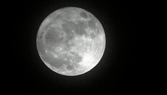 Superluna, la más grande y luminosa en casi setenta años. (Foto: EFE)