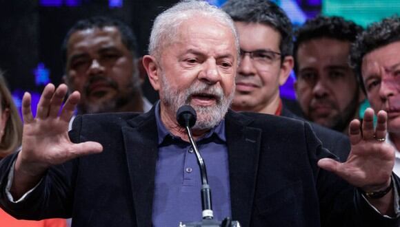 Lula promete volver a los tiempos de bonanza económica que tuvo Brasil en su presidencia (2003-2010).