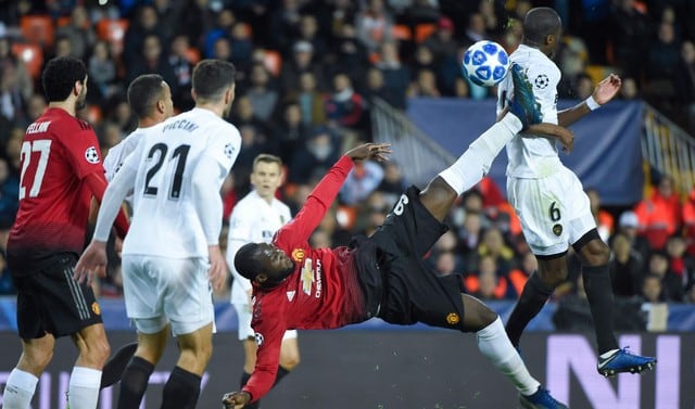 Manchester United vs Valencia: Partido por Champions League