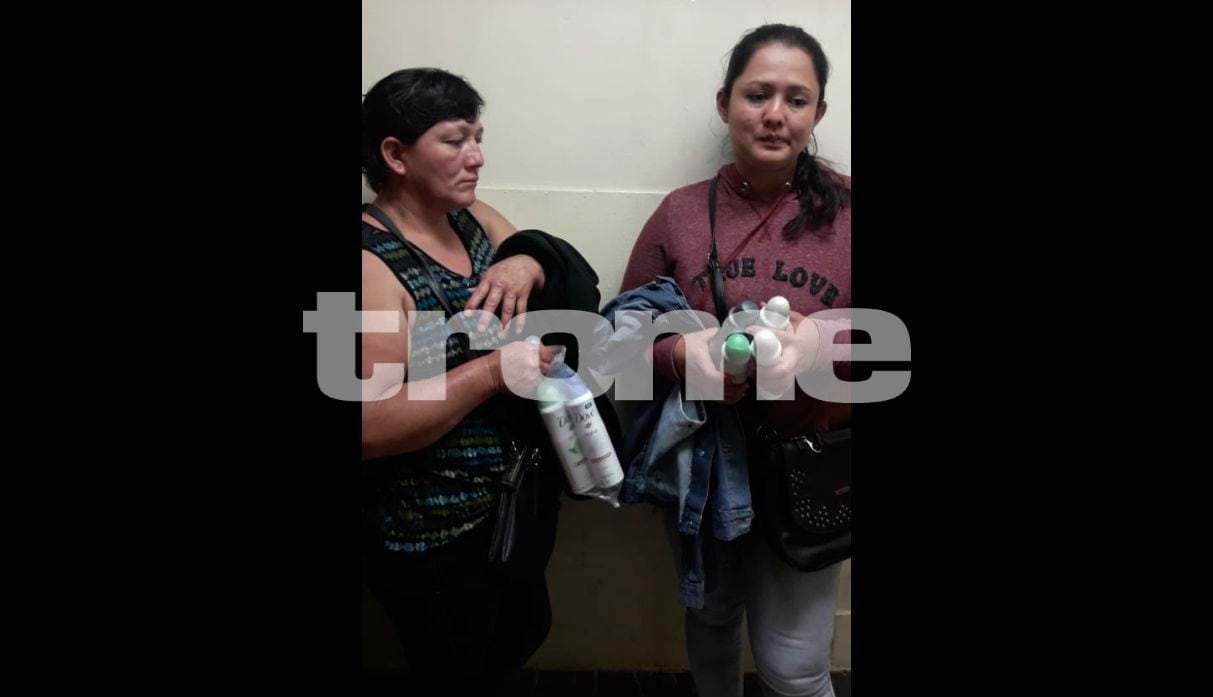 Caen madre e hija tenderas tras robar en conocido supermercado de Independencia