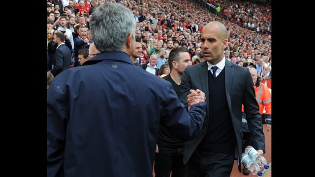 Pep Guardiola y Jose Mourinho vivieron un duelo aparte en el Manchester United vs. Manchester City. (Fotos: Agencias)