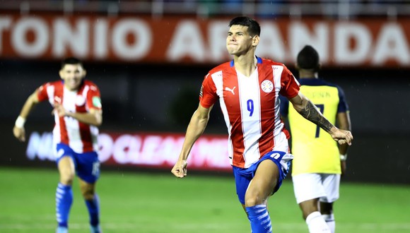 Selección de Paraguay anunció la terrible lesión que sufrió Robert Morales. (Foto: Tw @Albirroja)