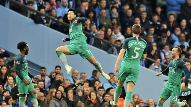 Coreano anotó un doblete ante Manchester City por la Champions League.